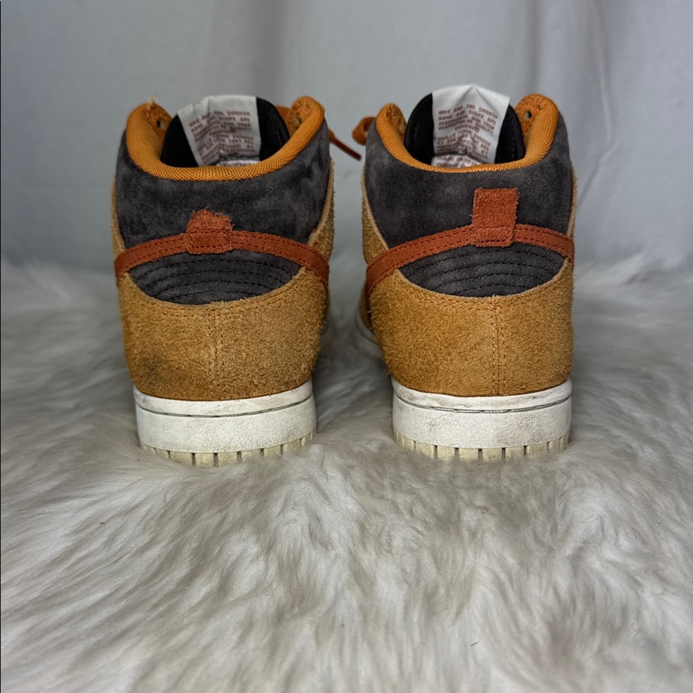 Nike Dunk Men's High-Top Sneakers Orange/Grey Sz 39/US 6.5 - Picture 3 of 6